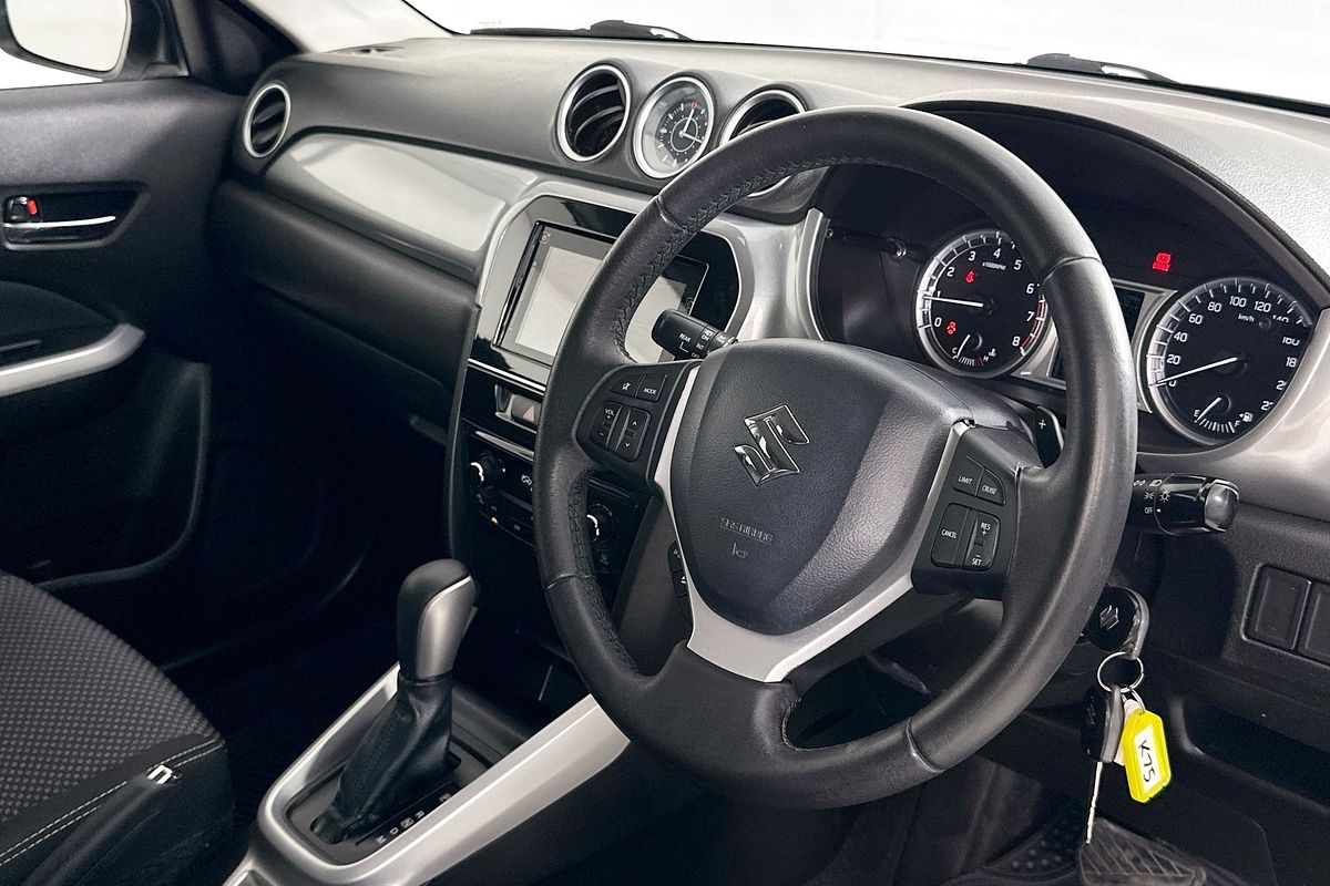 2017 Suzuki VITARA RT-S LY