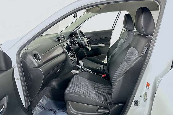 2023 Suzuki VITARA LY Series II