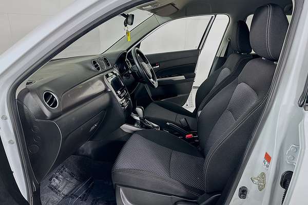 2023 Suzuki Vitara LY Series II