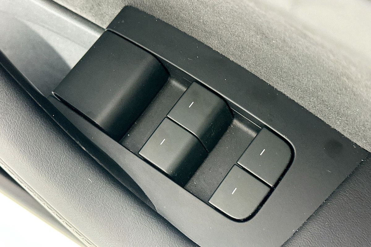 2023 Tesla MODEL 3 LONG RANGE MY23