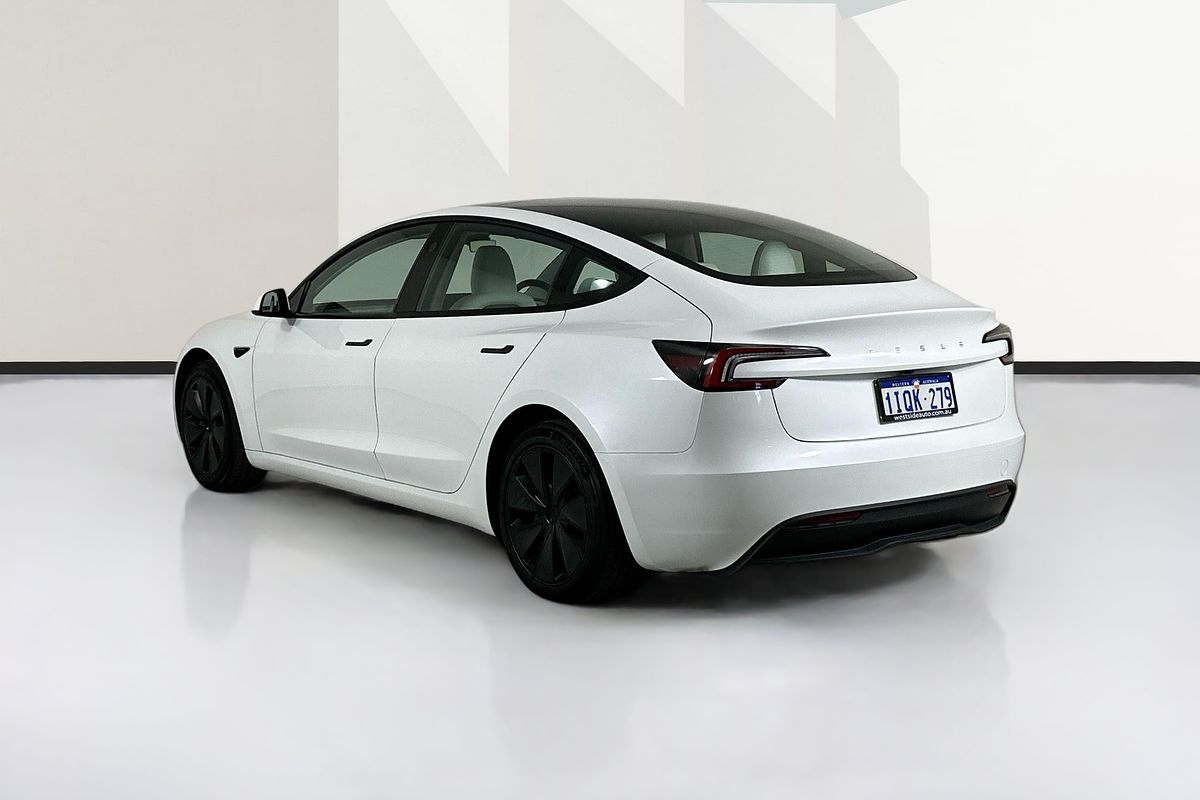 2024 Tesla MODEL 3 REAR-WHEEL DRIVE MY23.5