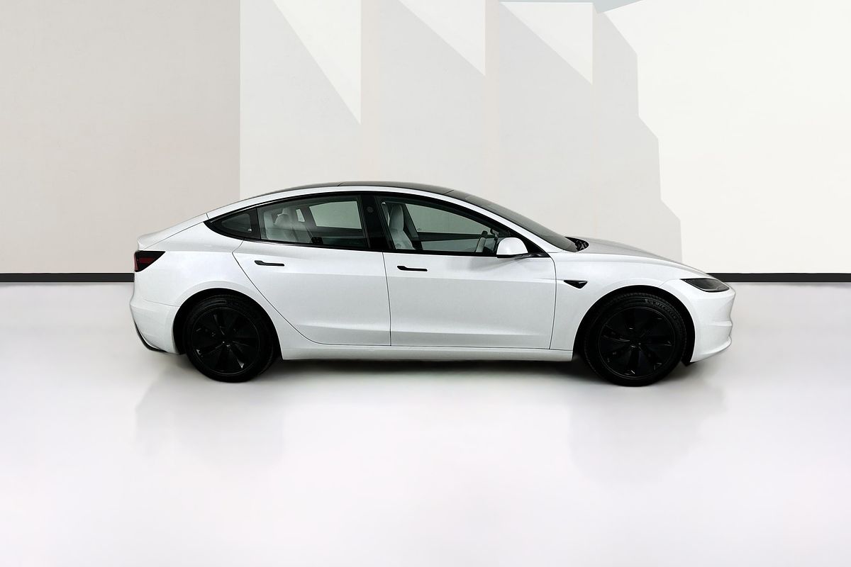 2024 Tesla MODEL 3 REAR-WHEEL DRIVE MY23.5