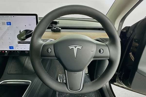 2024 Tesla MODEL Y REAR-WHEEL DRIVE MY24
