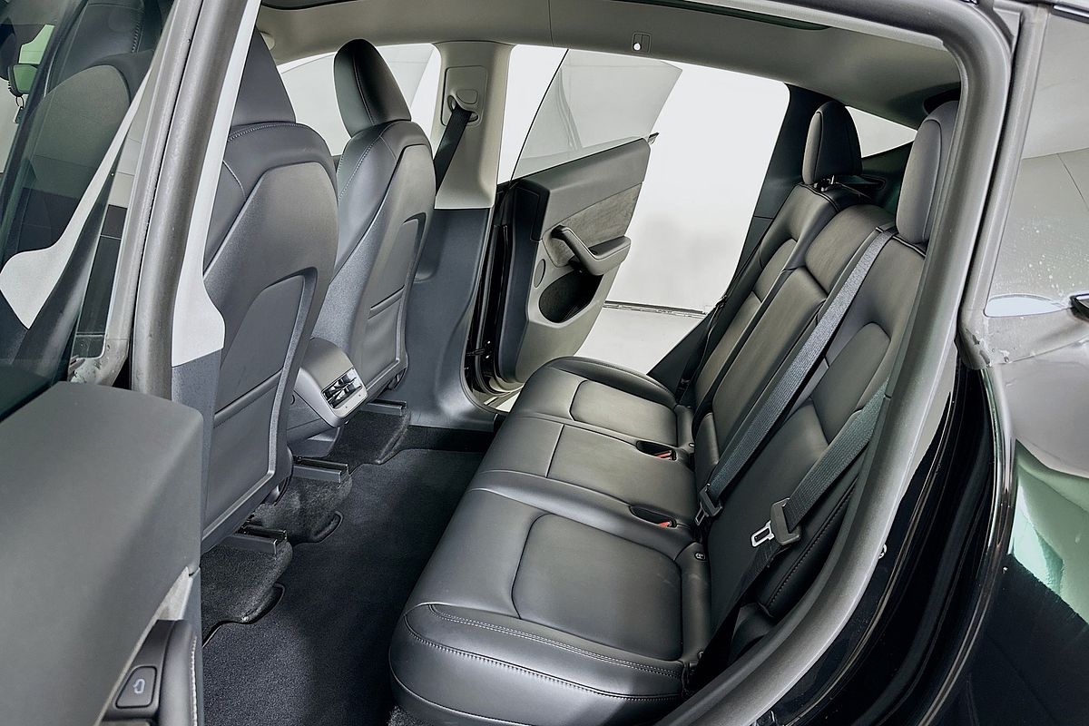 2024 Tesla MODEL Y REAR-WHEEL DRIVE MY24