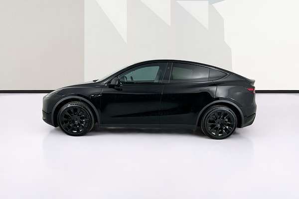 2024 Tesla MODEL Y REAR-WHEEL DRIVE MY24