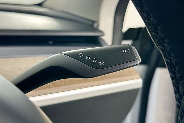 2024 Tesla MODEL Y PERFORMANCE MY24