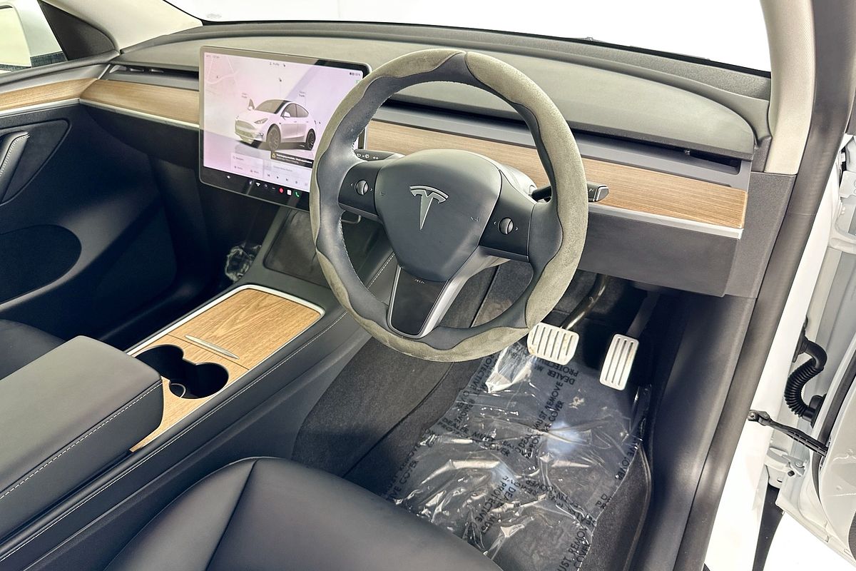 2024 Tesla MODEL Y PERFORMANCE MY24