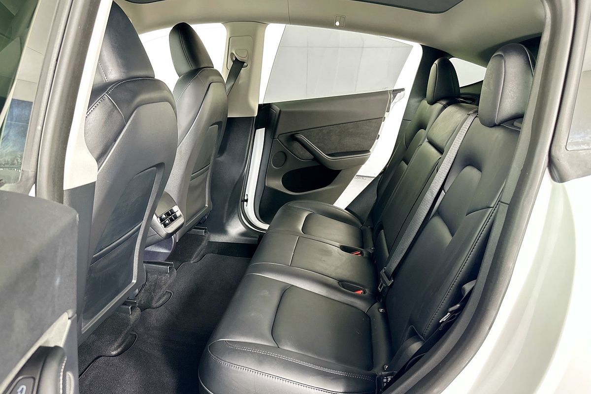 2024 Tesla MODEL Y PERFORMANCE MY24