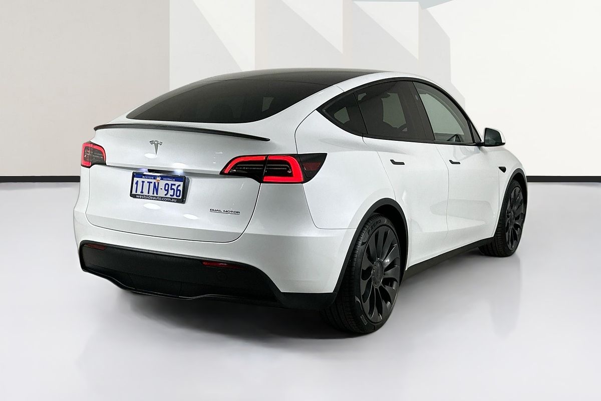 2024 Tesla MODEL Y PERFORMANCE MY24