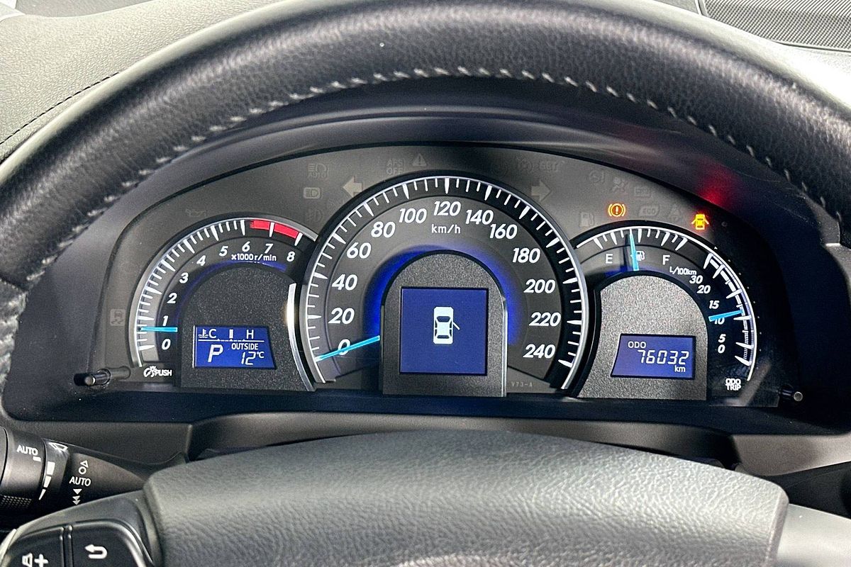 2013 Toyota AURION PRESARA GSV50R