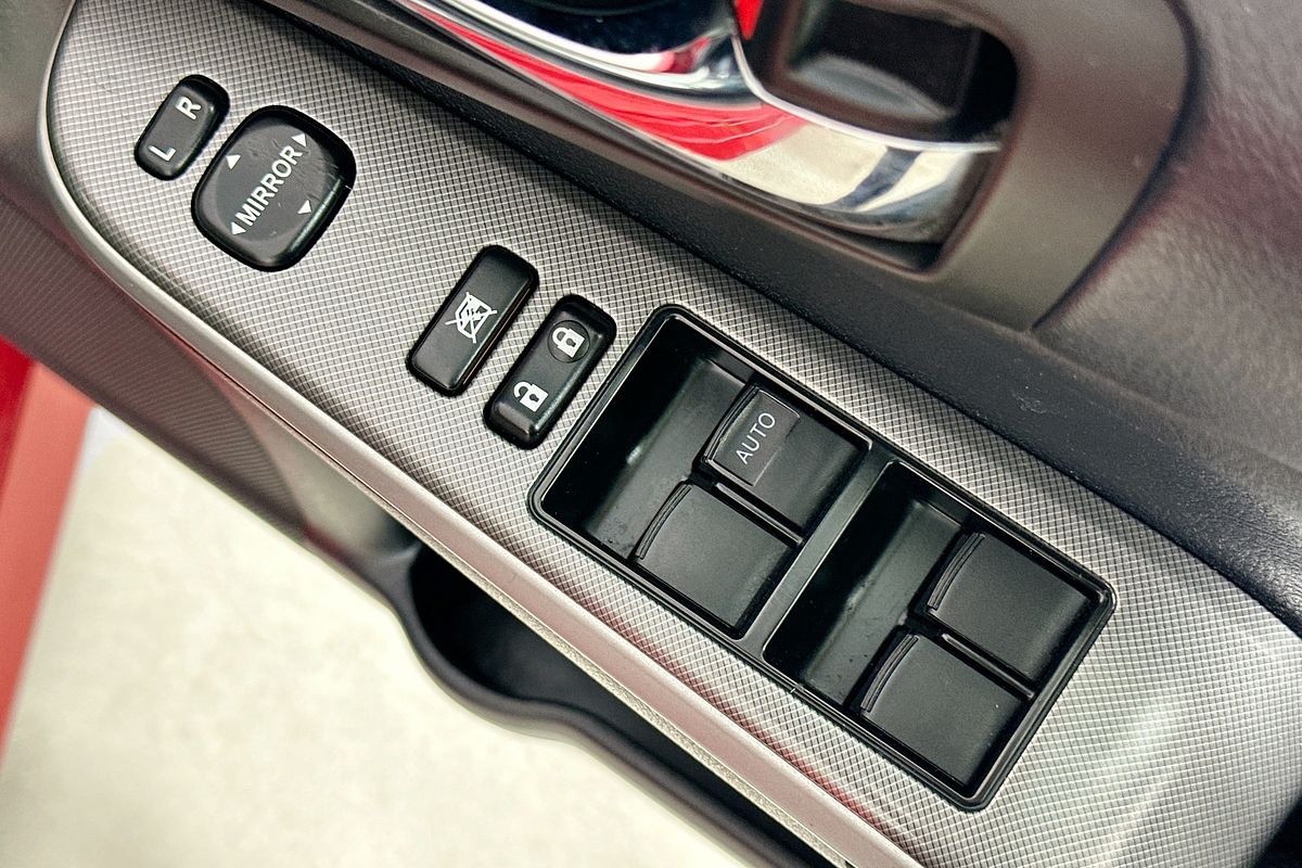 2013 Toyota AURION SPORTIVO SX6 GSV50R