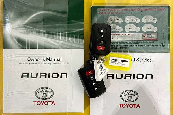 2013 Toyota AURION PRESARA GSV50R
