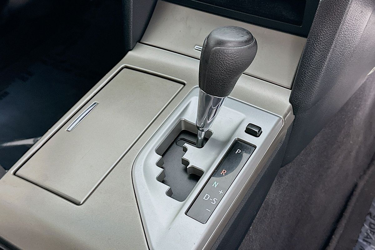 2012 Toyota AURION AT-X GSV50R