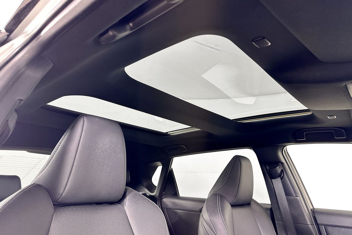 2024 Toyota bZ4X AWD - TWO TONE ROOF YEAM15R