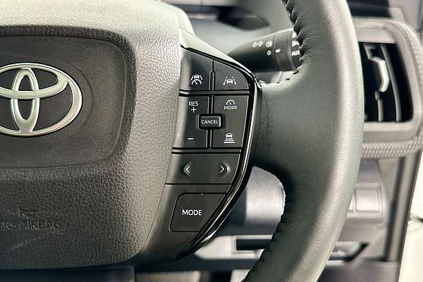 2024 Toyota bZ4X AWD - TWO TONE ROOF YEAM15R