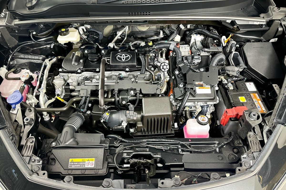 2024 Toyota C-HR GXL HYBRID ZYX20R