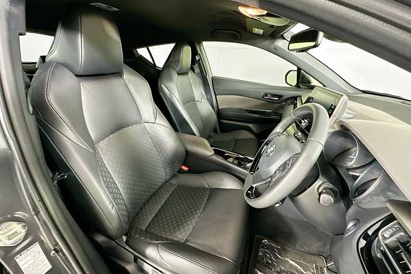 2023 Toyota C-HR KOBA (2WD) HYBRID ZYX10R