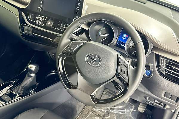 2023 Toyota C-HR KOBA (2WD) HYBRID ZYX10R