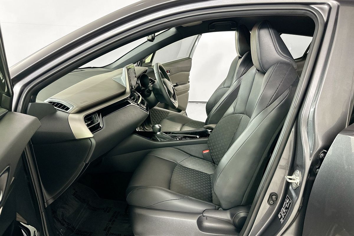 2023 Toyota C-HR KOBA (2WD) HYBRID ZYX10R