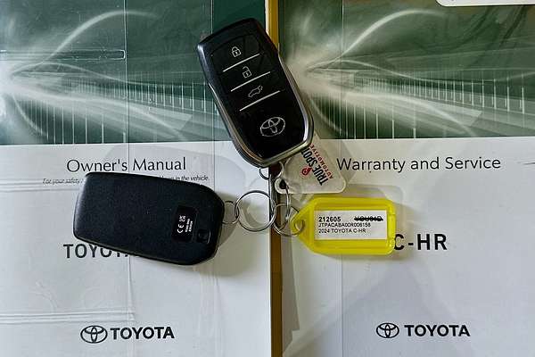2024 Toyota C-HR GR-SPORT HYBRID MAXH25R