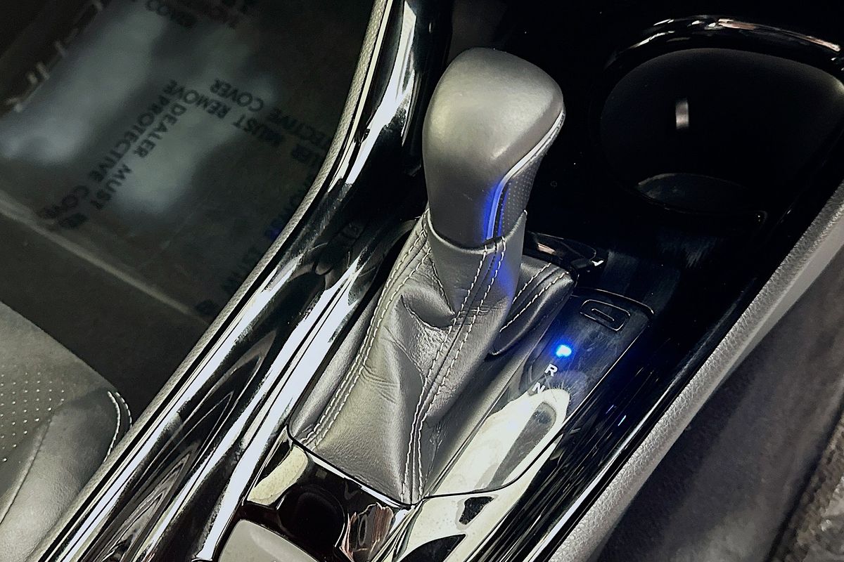 2023 Toyota C-HR GR-S (2WD) TWO TONE HYBRID ZYX10R