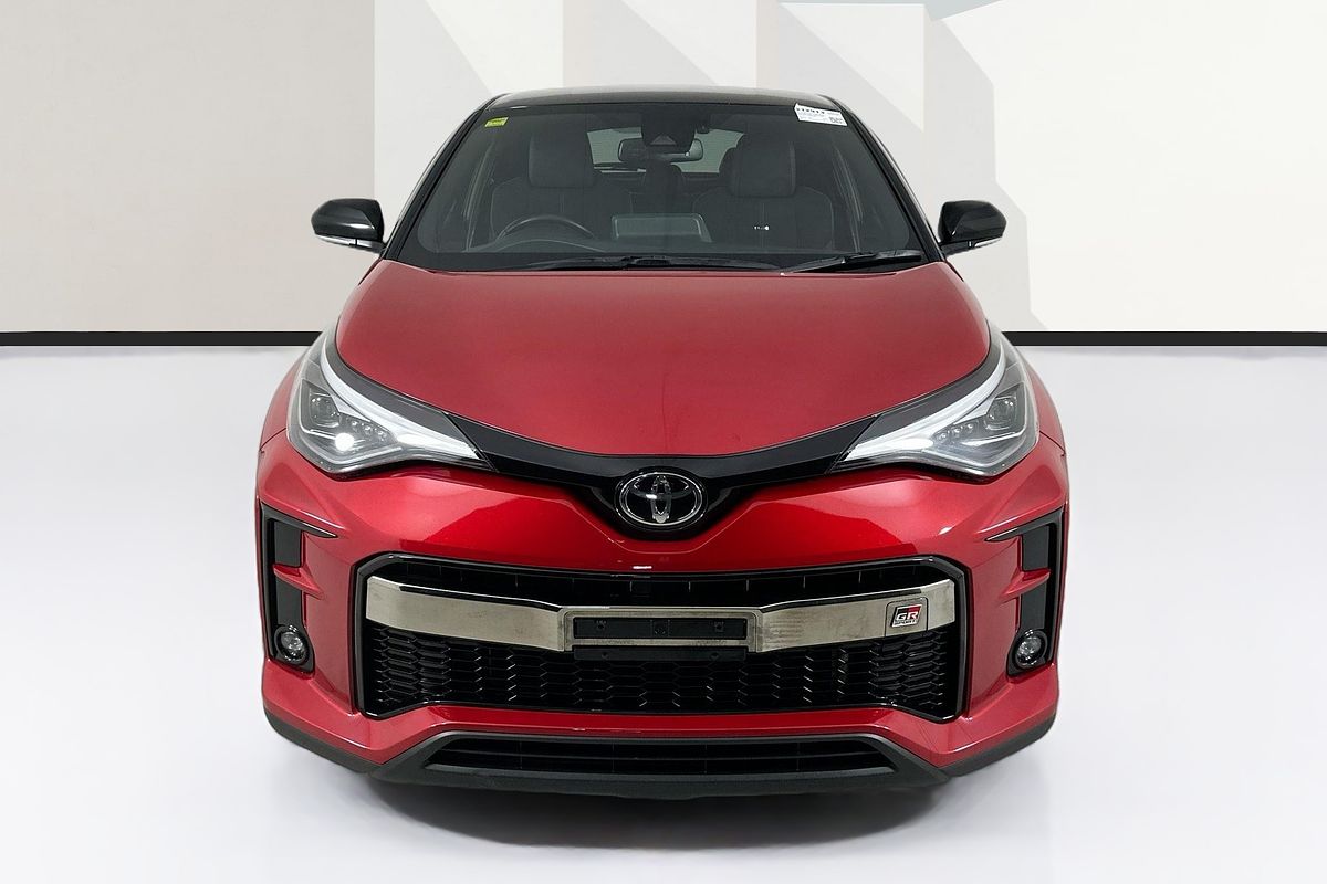 2023 Toyota C-HR GR-S (2WD) TWO TONE HYBRID ZYX10R