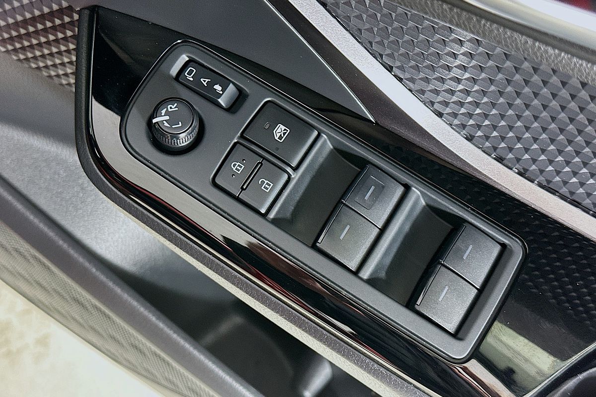 2023 Toyota C-HR GR-S (2WD) TWO TONE HYBRID ZYX10R