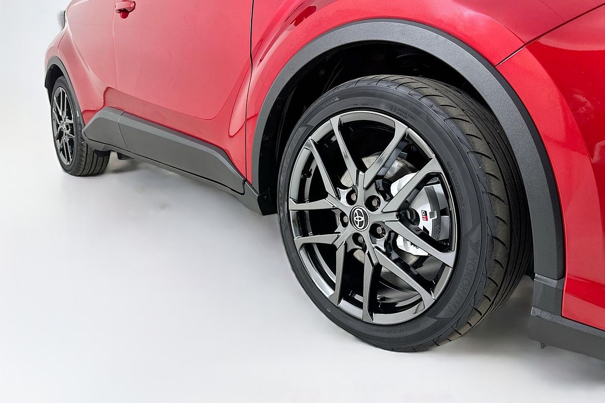 2023 Toyota C-HR GR-S (2WD) TWO TONE HYBRID ZYX10R