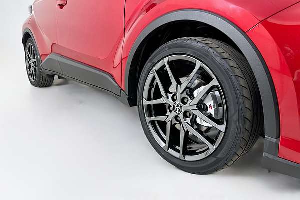 2023 Toyota C-HR GR-S (2WD) TWO TONE HYBRID ZYX10R