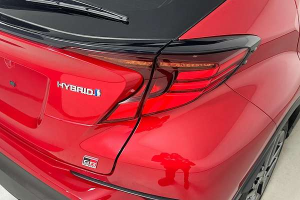 2023 Toyota C-HR GR-S (2WD) TWO TONE HYBRID ZYX10R