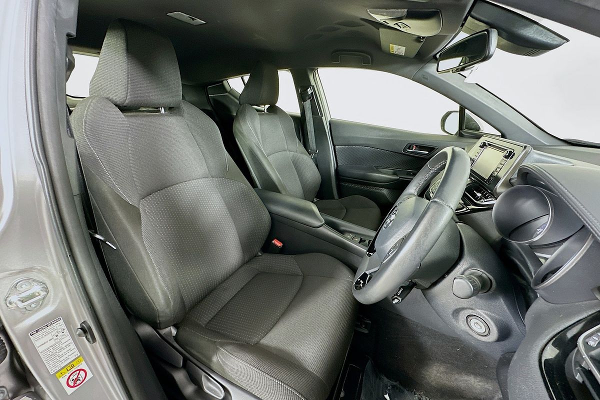 2019 Toyota C-HR (2WD) NGX10R UPDATE
