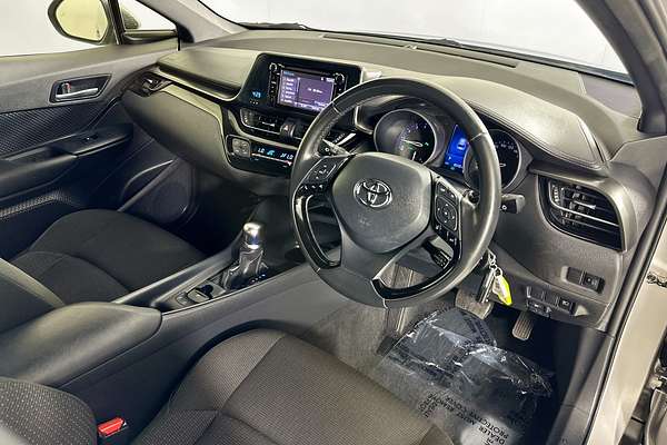 2019 Toyota C-HR (2WD) NGX10R UPDATE