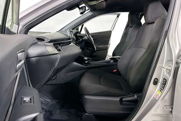 2019 Toyota C-HR (2WD) NGX10R UPDATE