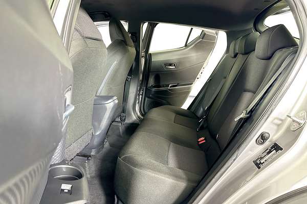 2019 Toyota C-HR (2WD) NGX10R UPDATE