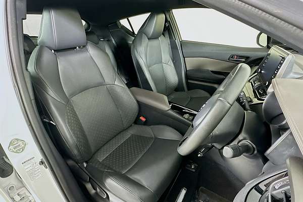 2022 Toyota C-HR KOBA (2WD) HYBRID ZYX10R