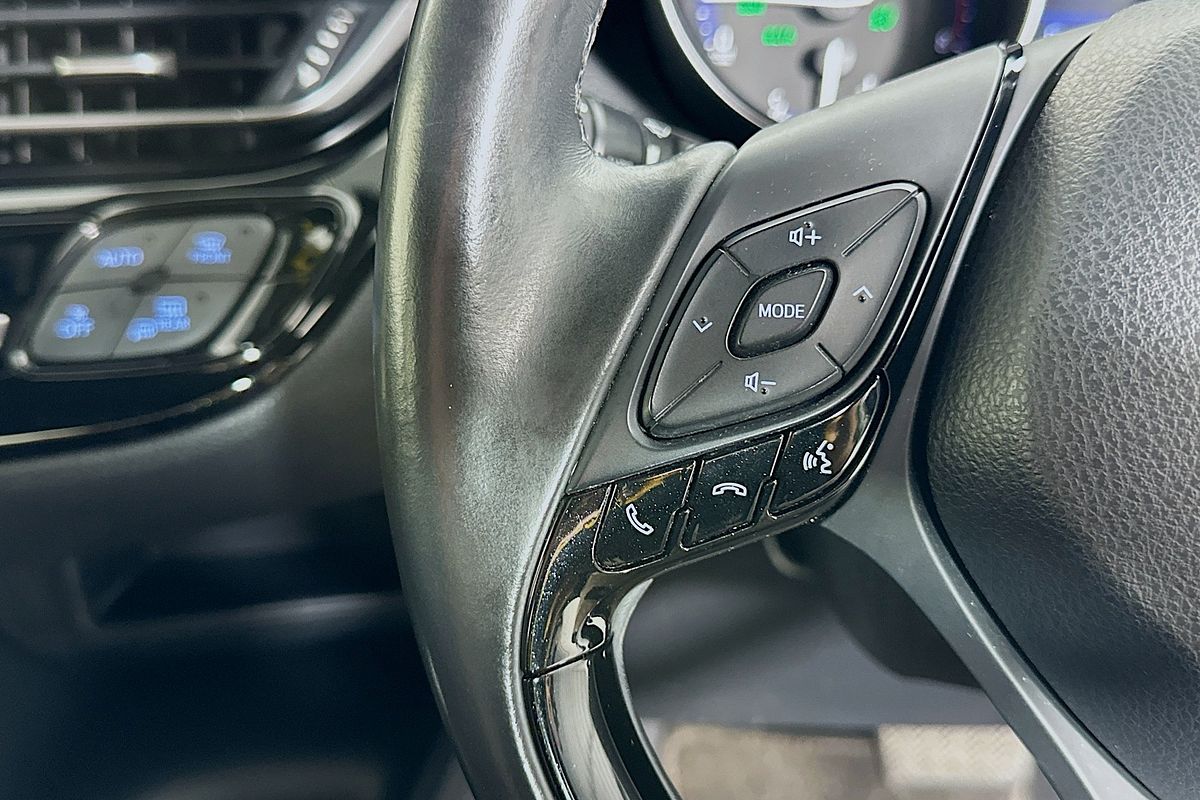 2019 Toyota C-HR (2WD) NGX10R UPDATE