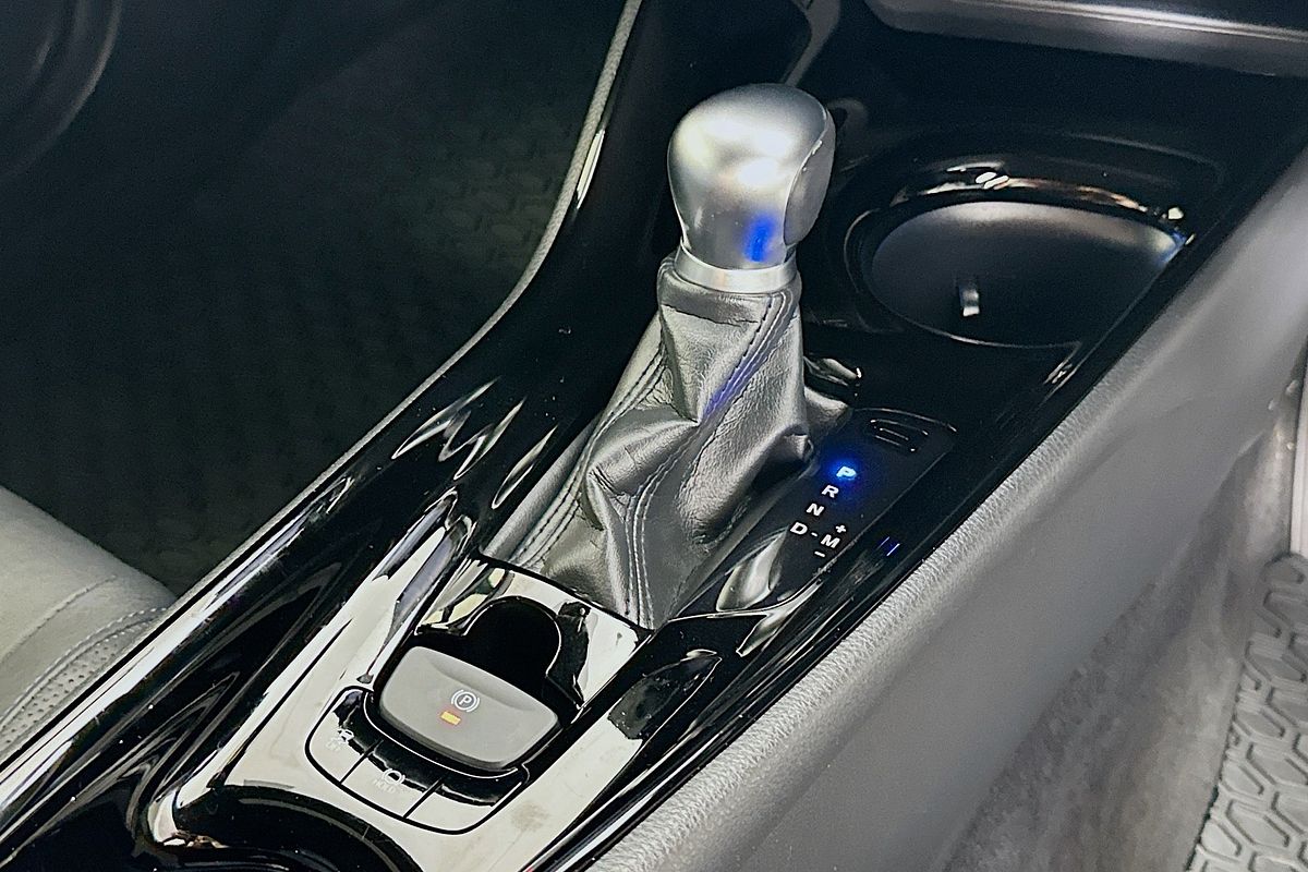 2020 Toyota C-HR KOBA (AWD) TWO TONE NGX50R