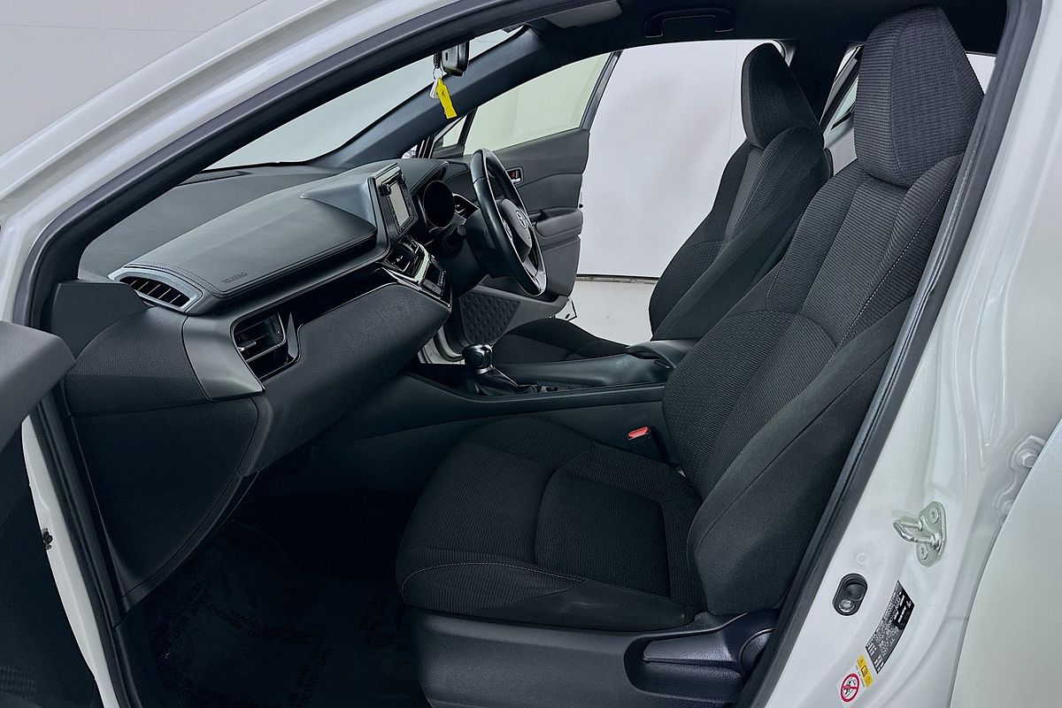 2019 Toyota C-HR (2WD) NGX10R UPDATE