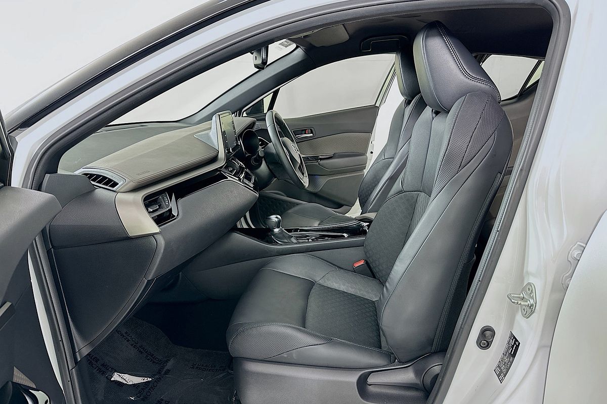 2022 Toyota C-HR KOBA (2WD) HYBRID ZYX10R