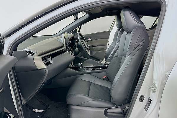 2022 Toyota C-HR KOBA (2WD) HYBRID ZYX10R