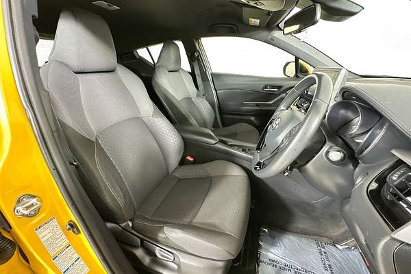 2022 Toyota C-HR GXL (AWD) NGX50R