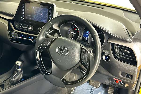 2022 Toyota C-HR GXL (AWD) NGX50R