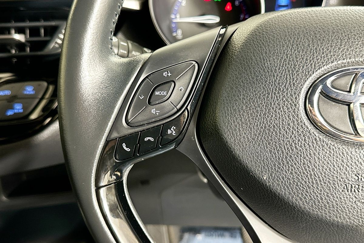 2022 Toyota C-HR GXL (AWD) NGX50R