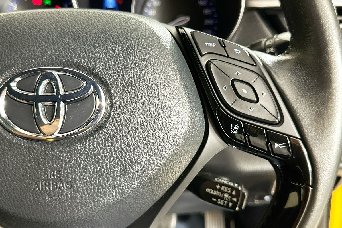 2022 Toyota C-HR GXL (AWD) NGX50R