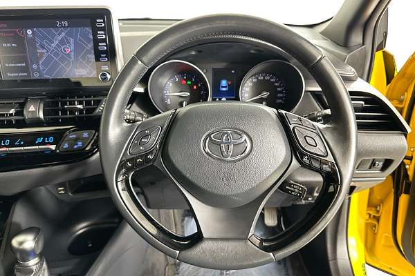 2022 Toyota C-HR GXL (AWD) NGX50R