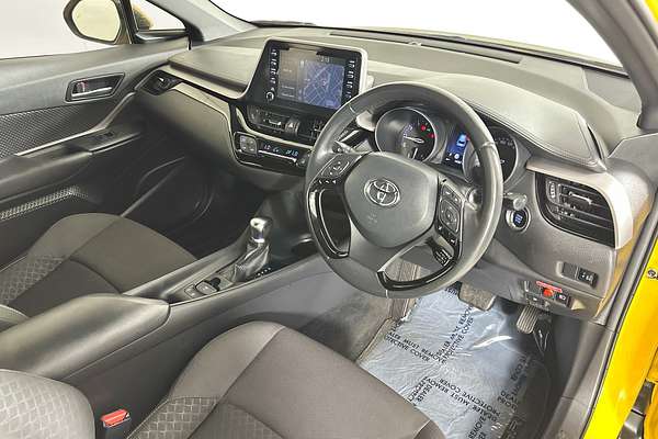 2022 Toyota C-HR GXL (AWD) NGX50R