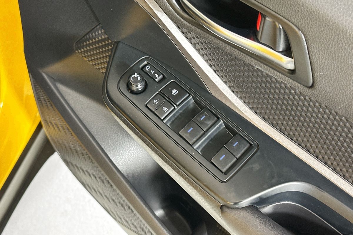 2022 Toyota C-HR GXL (AWD) NGX50R