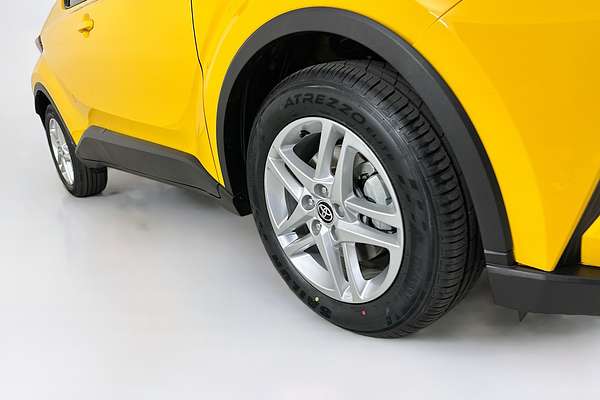 2022 Toyota C-HR GXL (AWD) NGX50R