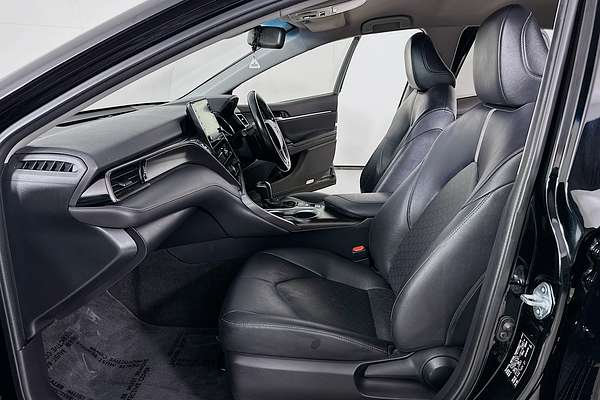 2021 Toyota CAMRY SX HYBRID AXVH70R