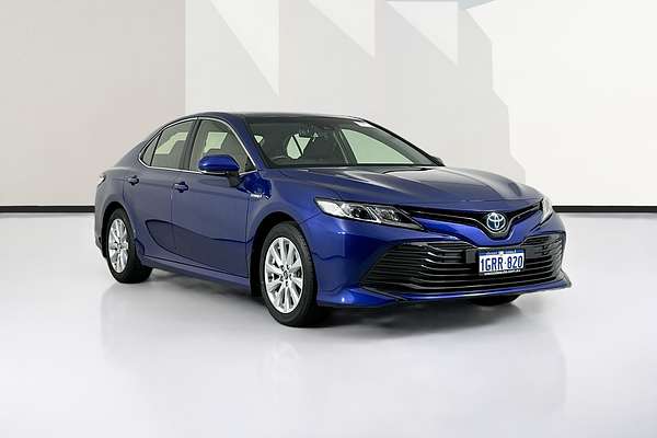 2018 Toyota CAMRY ASCENT HYBRID AXVH71R